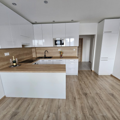 4 izbový byt HELSINSKÁ ul., Ťahanovce - NOVÁ KOMPLETNÁ REKONŠTRUKCIA